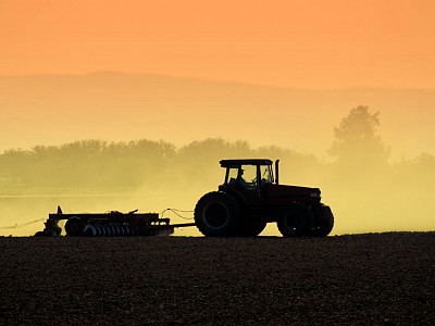 Tractor_at_Dusk